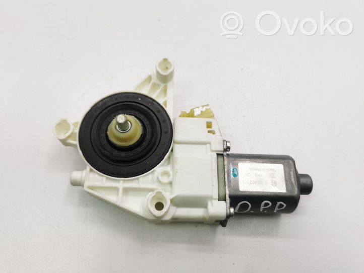 Mercedes-Benz ML W164 Motorino alzacristalli della portiera anteriore A2518200842