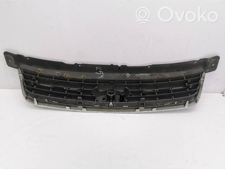 Ford Kuga I Front bumper upper radiator grill 8V418200AC