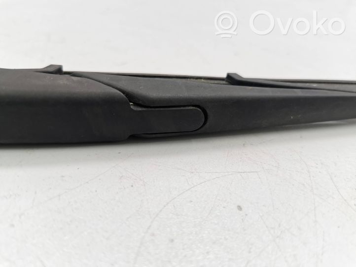 Ford Kuga I Rear wiper blade arm 33493