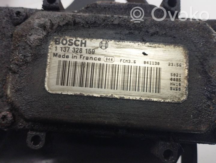 Audi A6 S6 C6 4F Elektrinis radiatorių ventiliatorius 1137328159