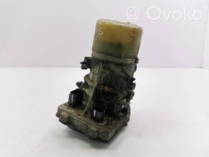 Volvo V60 Power steering pump 31340205