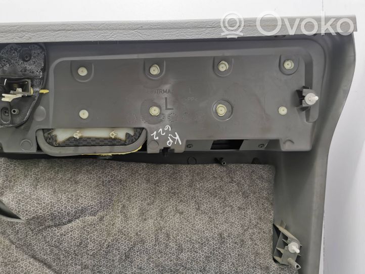 Chrysler Voyager Apmušimas priekinių durų (obšifke) UV331D5AA