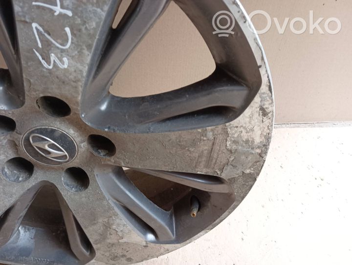 Hyundai Santa Fe R18 alloy rim 