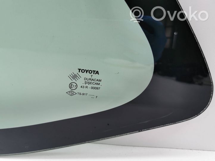 Toyota Auris 150 Szyba karoseryjna tylna 7564202020