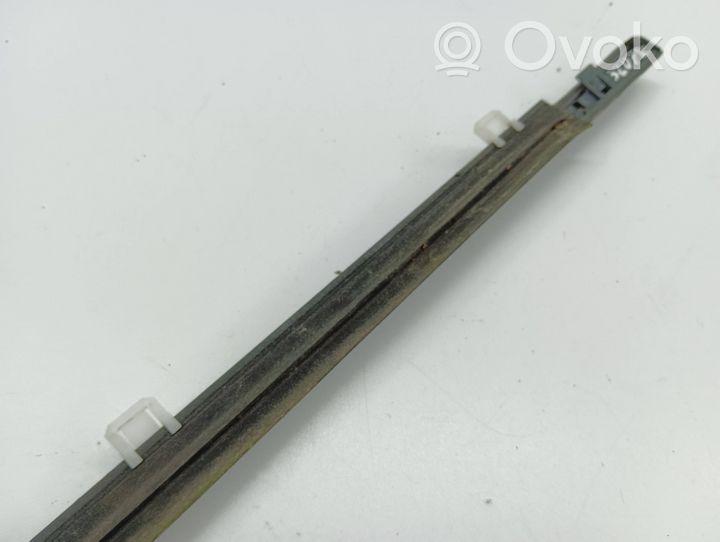 Honda Civic IX Rivestimento modanatura del vetro della portiera anteriore 