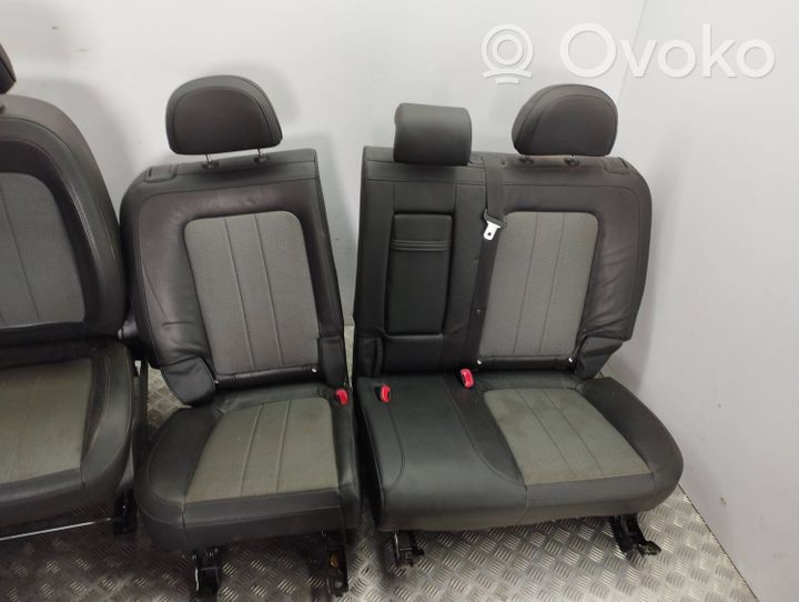 Opel Antara Set interni 