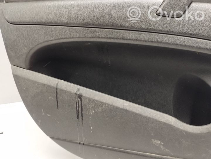 Audi Q7 4L Rivestimento del pannello della portiera anteriore 4L1867105A