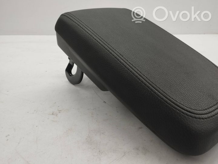 Opel Antara Armrest 