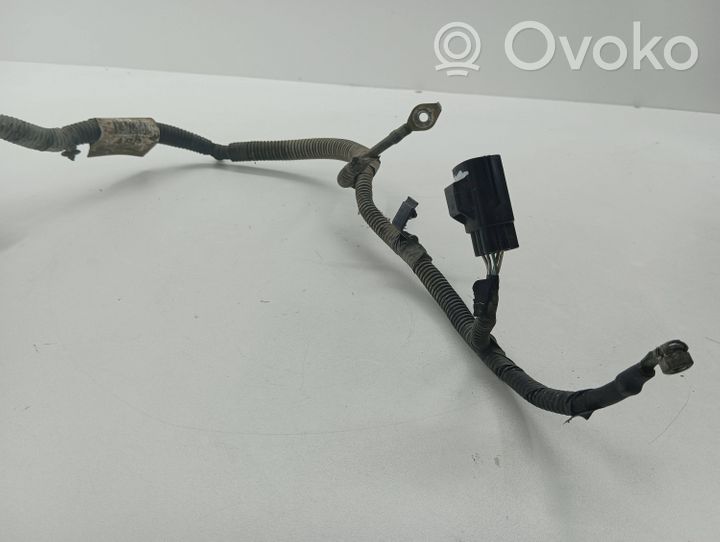 Ford Focus Wires (generator/alternator) AV6T3C221