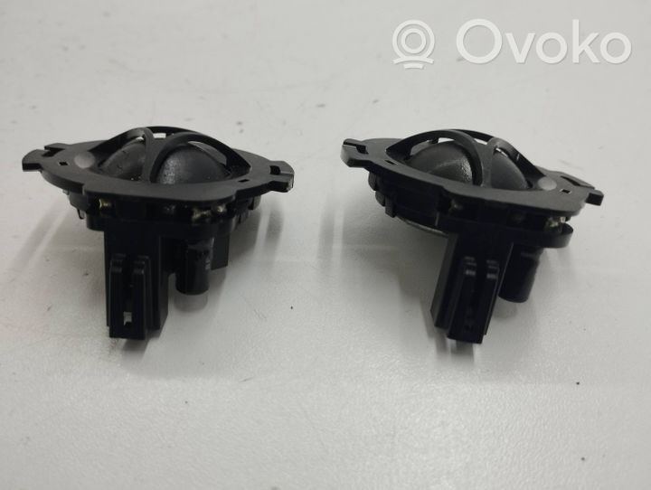 Audi A7 S7 4G Altavoz de alta frecuencia en la puerta delantera 4G1035399