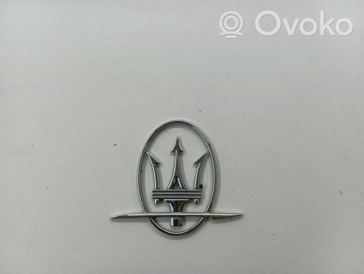 Maserati Quattroporte Emblemat / Znaczek tylny / Litery modelu 