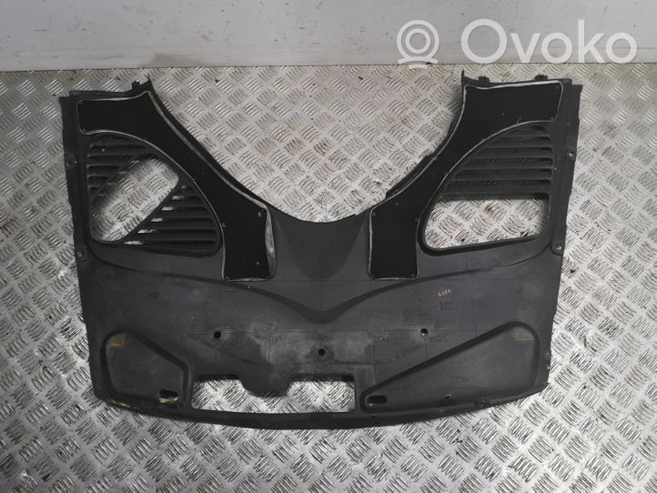 Maserati Quattroporte Plaque avant support serrure de capot 067065000