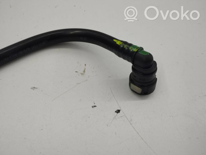 Maserati Quattroporte Tuyau d'alimentation conduite de carburant 7610283