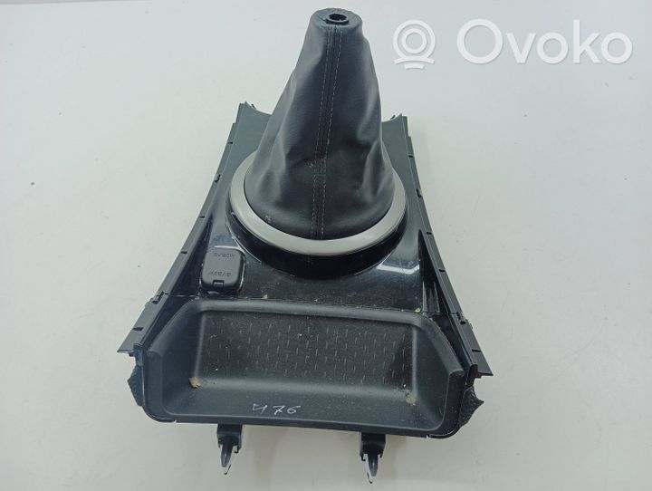 Mazda CX-7 Rivestimento in plastica cornice della leva del cambio EH6464361