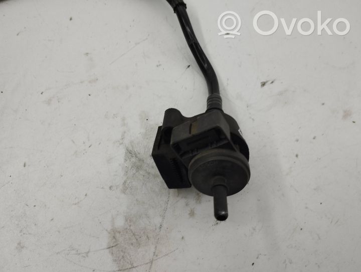 Maserati Quattroporte Tuyau d'alimentation conduite de carburant 0280142479