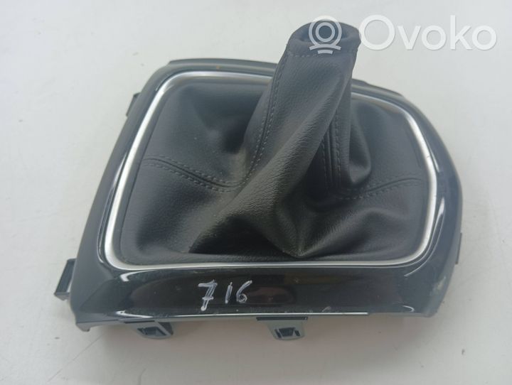 Nissan Qashqai Revêtement pommeau de levier de vitesses cuir 969354EA0A