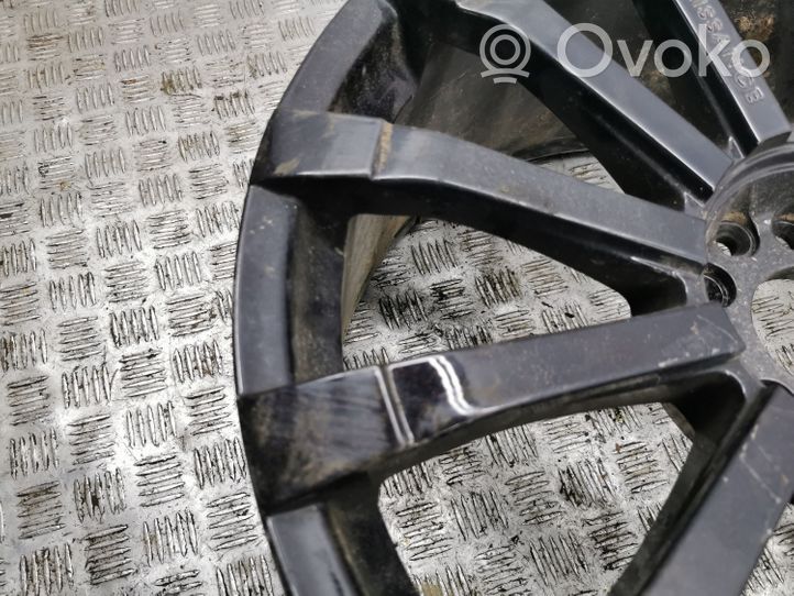 Audi Q7 4L R22 alloy rim 