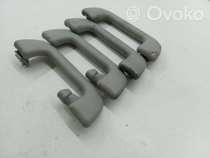 Toyota Avensis T270 Un set di maniglie per il soffitto 