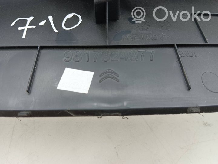 Citroen C5 Aircross Cita veida bagāžnieka dekoratīvās apdares detaļa 9817324977