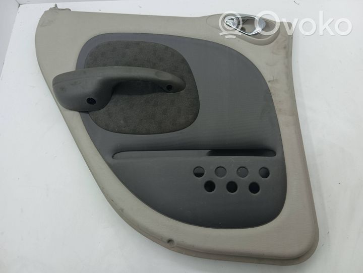 Chrysler PT Cruiser Takaoven verhoilu 94802E