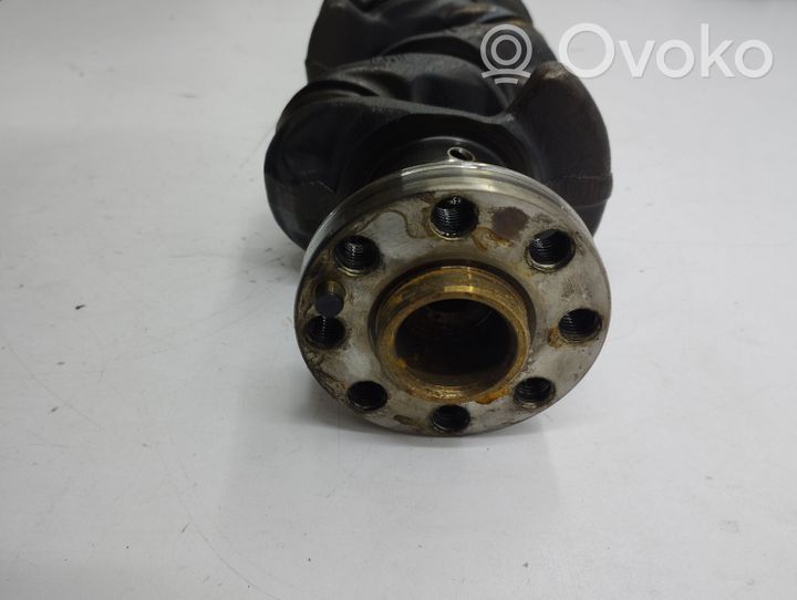 Toyota Avensis T270 Vilebrequin du moteur 781298504