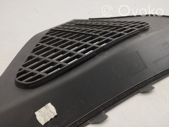 Porsche Cayenne (92A) Rivestimento del tergicristallo 7P5819175C