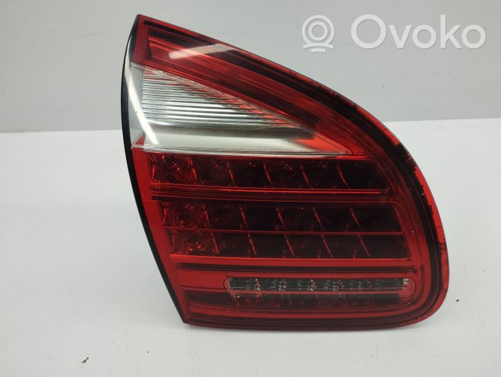 Porsche Cayenne (92A) Luci posteriori del portellone del bagagliaio 7P5945093K