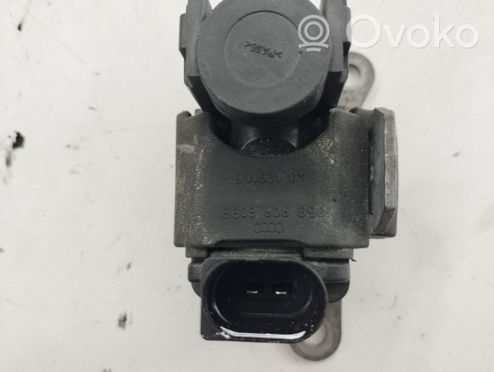 Audi A7 S7 4G Turboahtimen magneettiventtiili 059906609