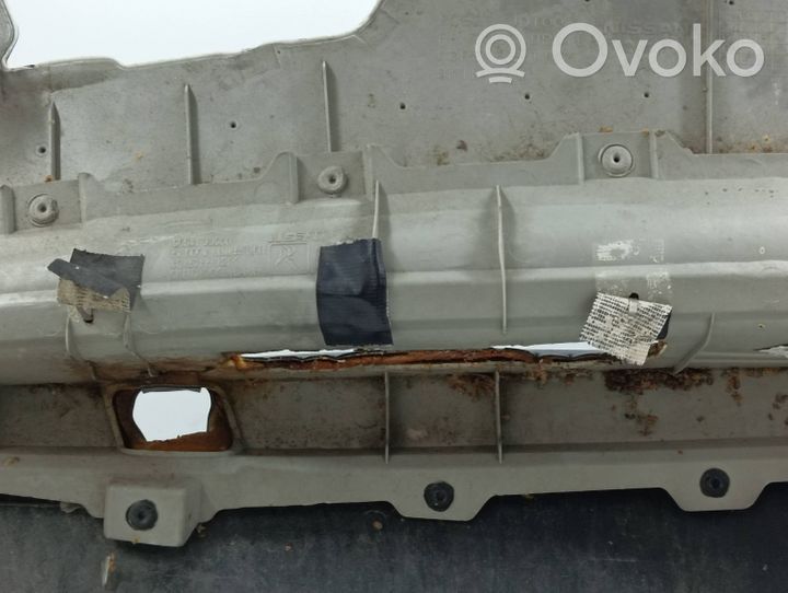 Nissan Qashqai Etuoven verhoilu 80911JD100