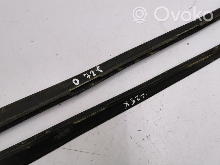 Mercedes-Benz A W168 Windshield trim A1686700208