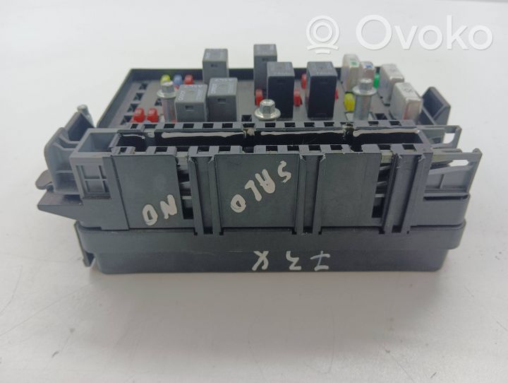 Saab 9-7X Module de fusibles 152083282