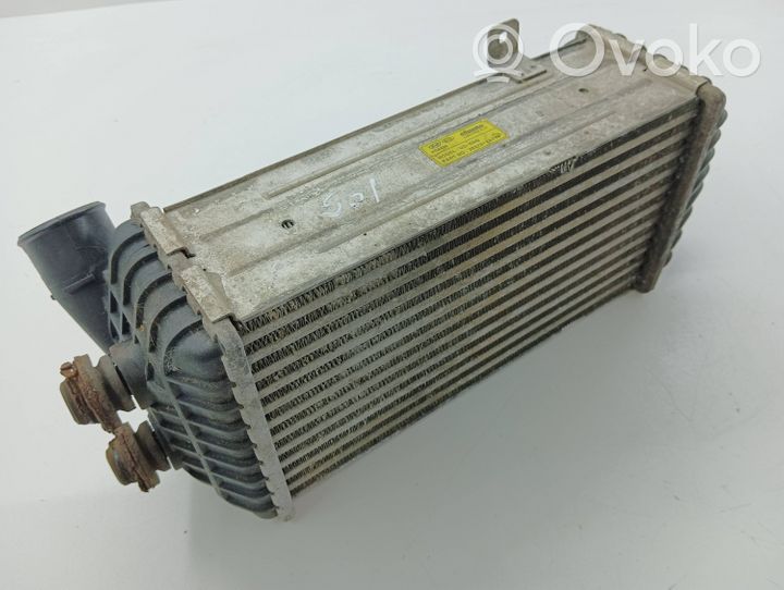 Hyundai i30 Radiatore intercooler 28270