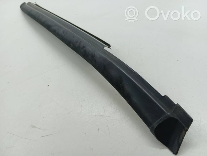 Saab 9-7X Windshield trim 