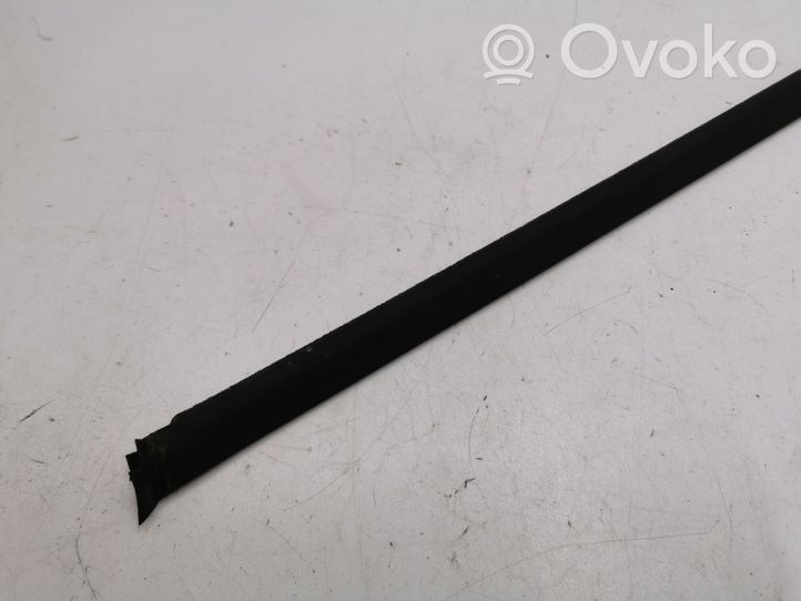 Saab 9-3 Ver2 Rivestimento modanatura del vetro della portiera anteriore 