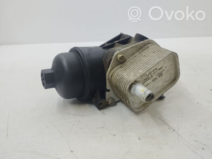 Hyundai i30 Supporto di montaggio del filtro dell’olio 264102A300