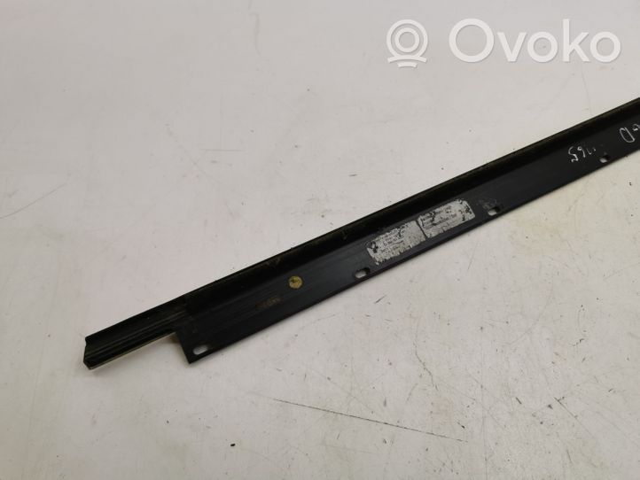 Audi A8 S8 D3 4E Moulures des vitres de la porte arrière 4E4853764A