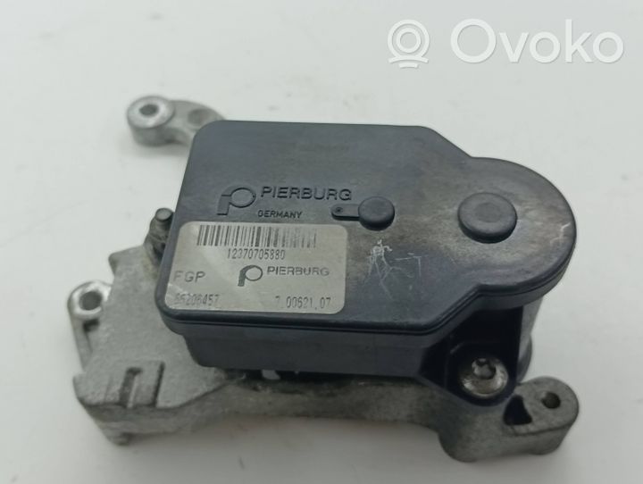 Saab 9-3 Ver2 Attuatore/motore della valvola del collettore di aspirazione 55205127