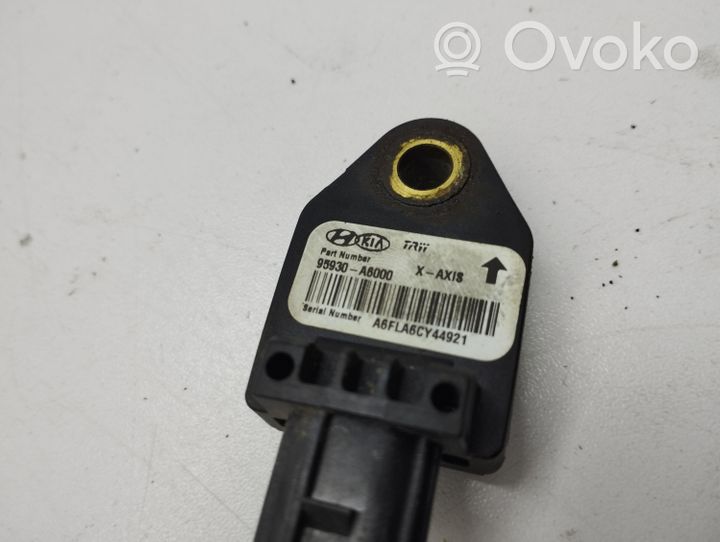 Hyundai i30 Sensore d’urto/d'impatto apertura airbag 95930A6000