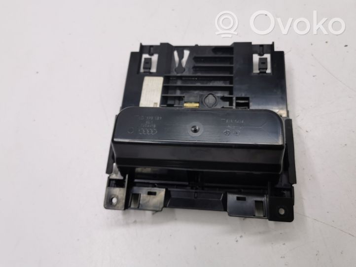 Audi A6 S6 C7 4G Consolle centrale del vano portaoggetti 4G0863273