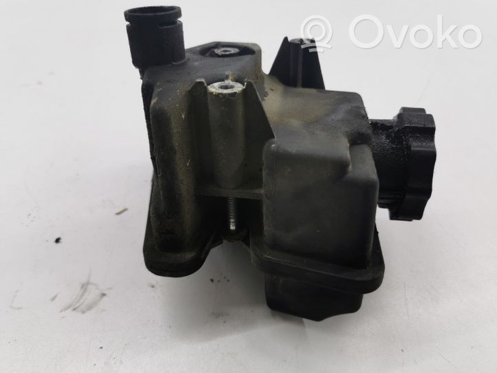 Mercedes-Benz ML W164 Réservoir de liquide de direction assistée A0004601183