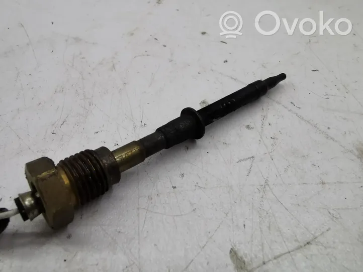 Volkswagen PASSAT B8 Exhaust gas temperature sensor 04L906088DA