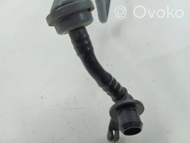 Volkswagen PASSAT B8 Unterdruckleitung / Unterdruckschlauch 5Q0612041AE