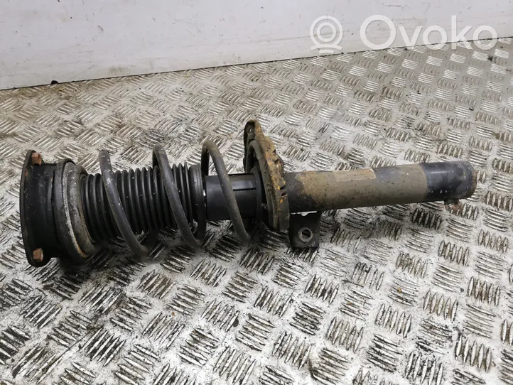 Volkswagen PASSAT B8 Ammortizzatore anteriore 3Q0413031H