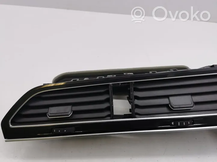 Volkswagen Tiguan Griglia di ventilazione centrale cruscotto 5CN857059