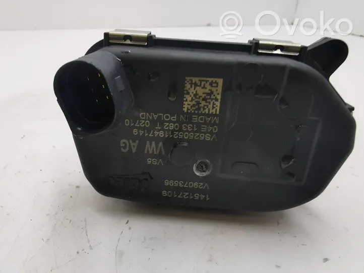 Volkswagen Tiguan Throttle valve 04E133062T