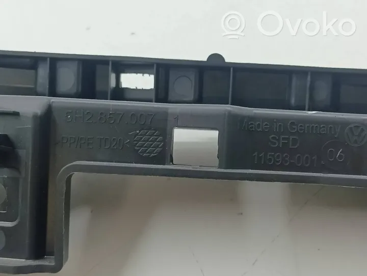 Volkswagen Golf VIII Dashboard lower bottom trim panel 5H2857007