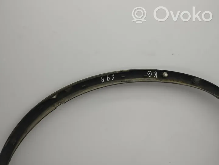 Infiniti FX Rear arch trim 