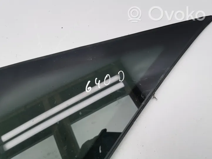 Mercedes-Benz ML W164 Rear side window/glass A1646700011007