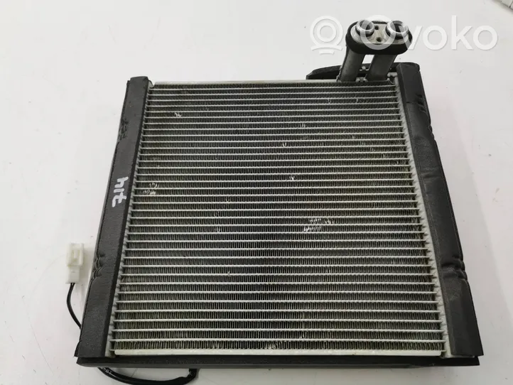 Toyota C-HR Gaisa kondicioniera radiators (salonā) 02U10H6743B