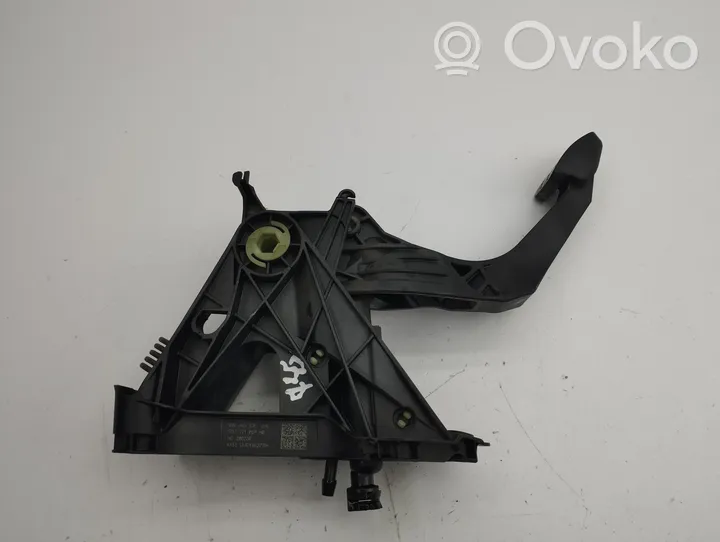 Volkswagen Golf VIII Pedal de embrague 5Q2721059